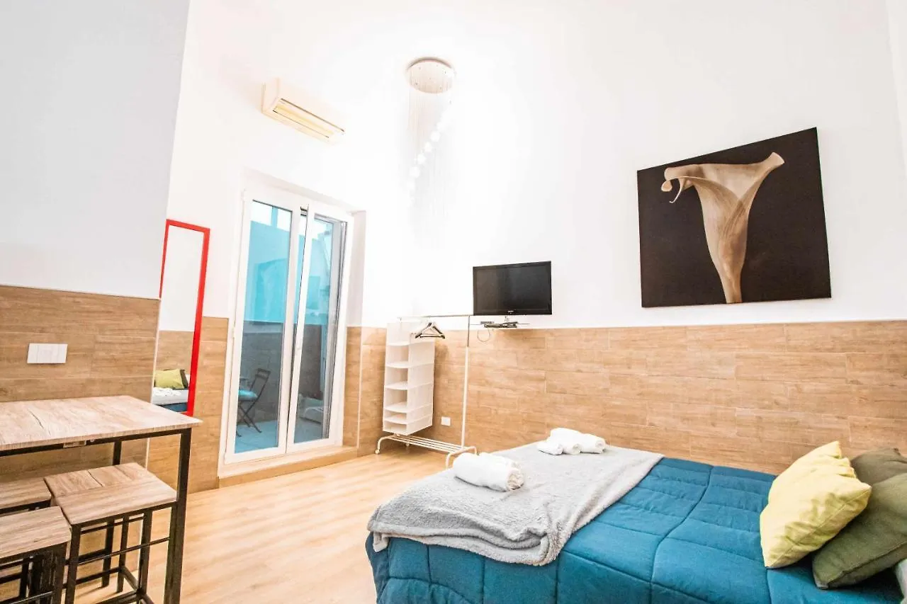 Sonnino Sealoft Apartment Bari Italia