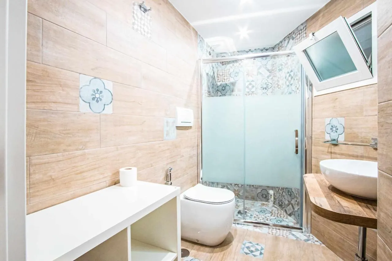 Sonnino Sealoft Apartment Bari Italia